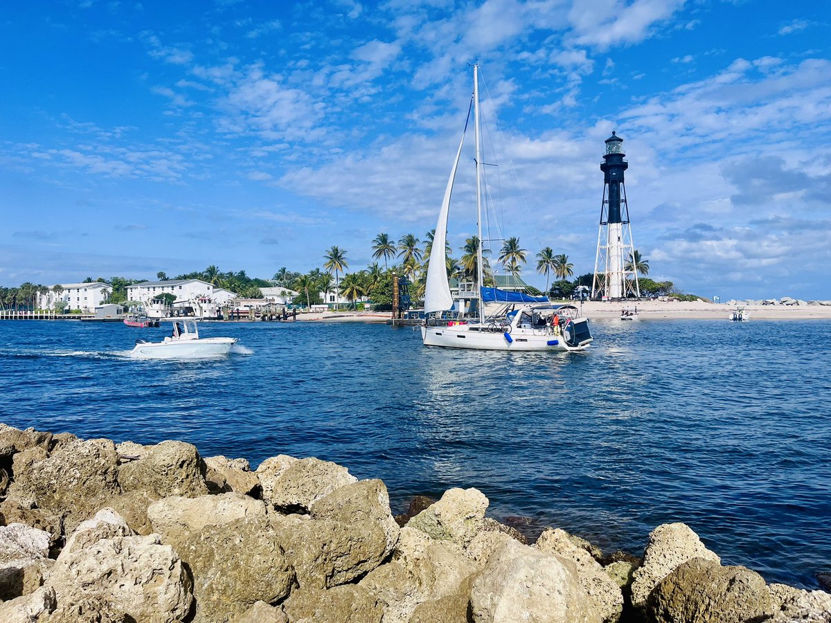 Quantumpris's tweet image. Beautiful view from my Saturday evening. En el mar la vida es más sabrosa ❤️