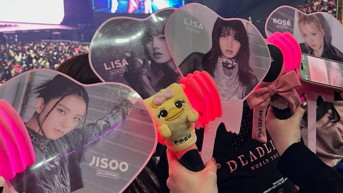 BLACKPINK 
DEADLINE in TokyoDome

3日間ほんとに最高だった♡
グッズ買ってないから参戦服どうしよう状態だったけど最終日リサトレーナー着れて嬉しい🥹

あやちゃんしんくんこたろ連番ありがとう~！
<a href="/aya_roses/">aya.</a> 
<a href="/shin___bp/">しん</a> 
<a href="/jisookim0919/">コタロー</a> 

れなこやまた絶対誘うので連番しようね🥲
<a href="/ra_____im/">れなこ</a>