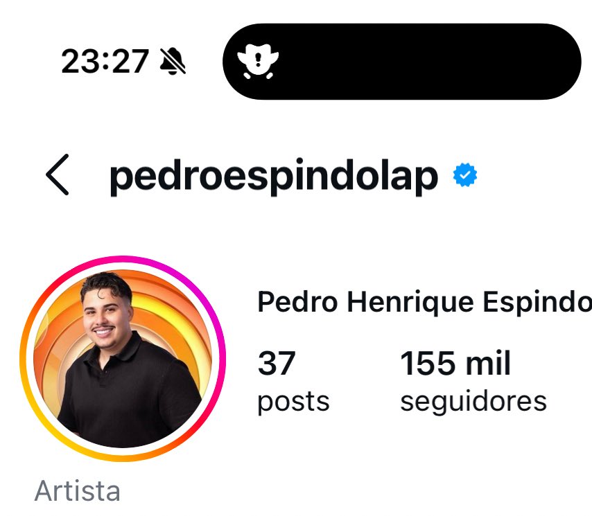 Dudu's tweet image. O Pedro tinha 140 mil seguidores quando foi expulso. Tinha 155 mil às 23h27 e tá só aumentando. Esse país é bizarro. #bbb