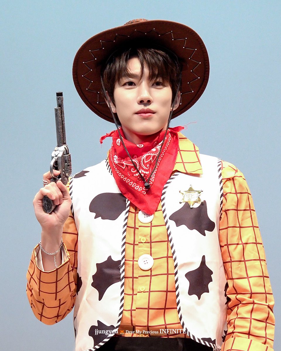 260117 fromm 프롬 

만화 뚫고 나온 비주얼 미쳐✨

#INFINITE #인피니트
#이성열 #LEESUNGYEOL

🔗더 많은 사진 :
instagram.com/jjungyou__?igs…