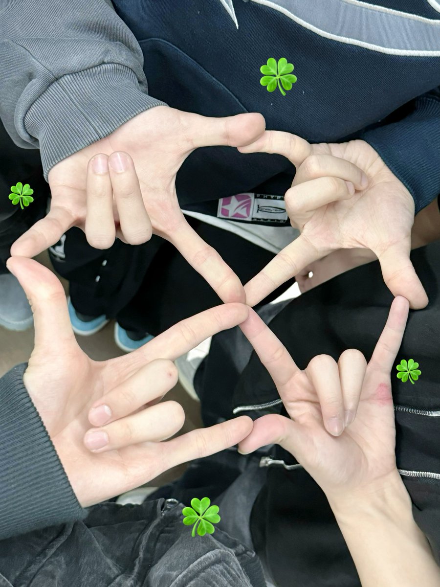 MODYSSEYWORLD's tweet image. 🍀 𝗪𝗶𝘀𝗵𝗶𝗻𝗴 𝘆𝗼𝘂 𝗹𝘂𝗰𝗸 &amp;amp; 𝗵𝗮𝗽𝗽𝗶𝗻𝗲𝘀𝘀 ☘️

#MODYSSEY #모디세이