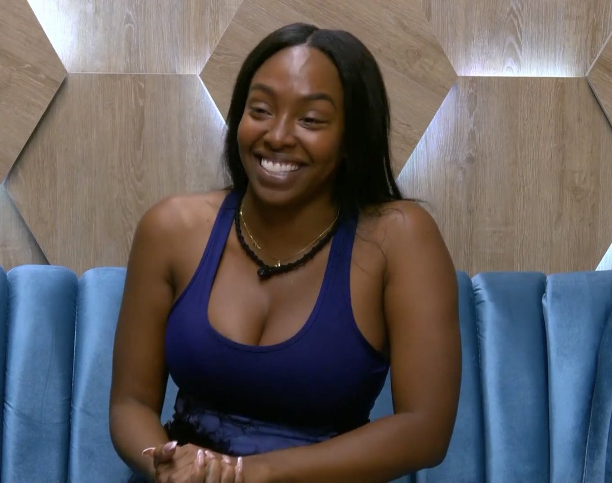 000kill18's tweet image. Mka nadie se puso triste por Luisa JQJQJQKKQKKKQASJSSS que risa #LaCasaDeLosFamososCol #LaCasaDeLosFamososCol3