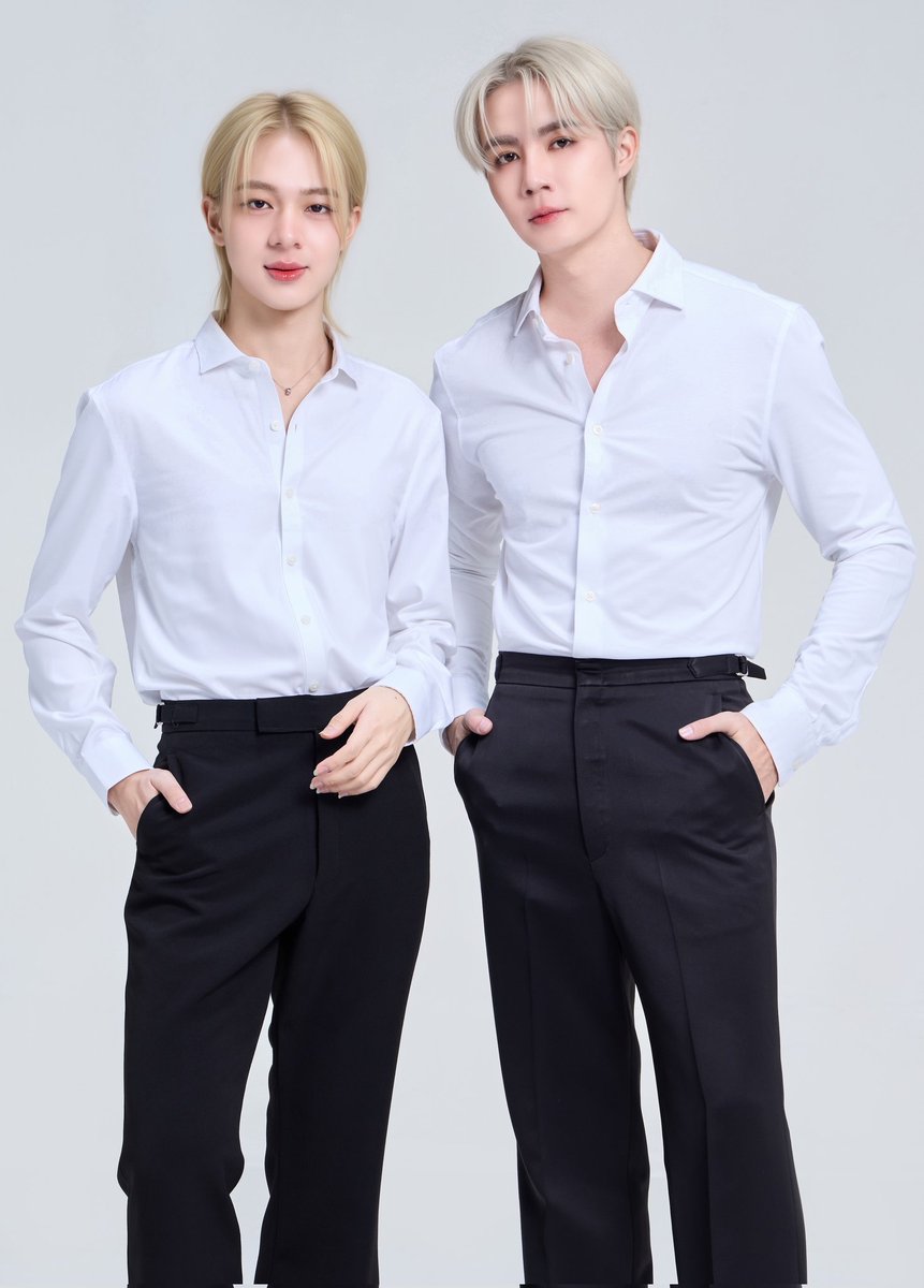 ANiceEnt's tweet image. ห้างเซ็นทรัล ในเครือเซ็นทรัล รีเทล เล่นใหญ่ แท็กทีม 2 หนุ่มสุดฮอตขวัญใจมหาชน "ซี - พฤกษ์ พานิช และ นุนิว - ชวรินทร์ เพริศพิริยะวงศ์" พร้อมด้วย “น้องซน” เตรียมฉลองเปิด “ห้างเซ็นทรัลปิ่นเกล้า” โฉมใหม่ อย่างเป็นทางการ

#ZeeNuNew #ZeePruk #NuNew
#BabyNongZon
#CentralDepartmentStore…