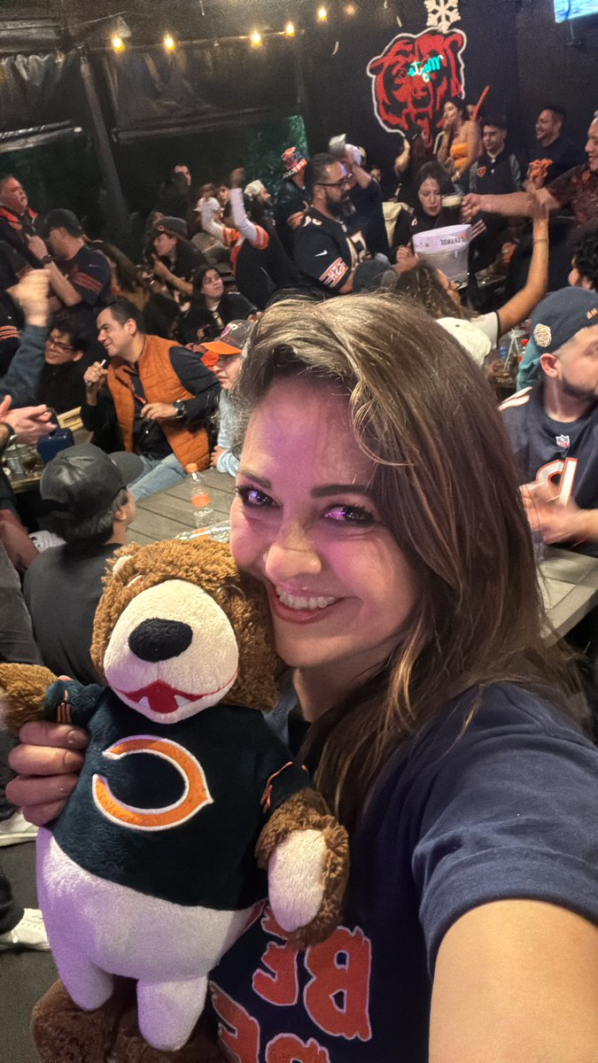 Nada que reclamarle a mis <a href="/ChicagoBears/">Chicago Bears</a> 
Que orgullo ser fan hace 4 décadas, mantenerme fiel y verlos jugar de esta forma.. vienen los mejores años de mi equipo!
See u next season 
Da Bears Forever!!