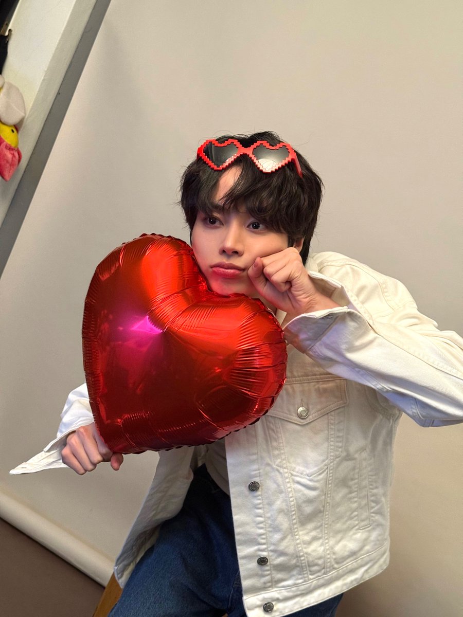 TPST_twt's tweet image. [#한빈] iE들이랑 사랑 가득한 하루 보내야징~ ♡💓