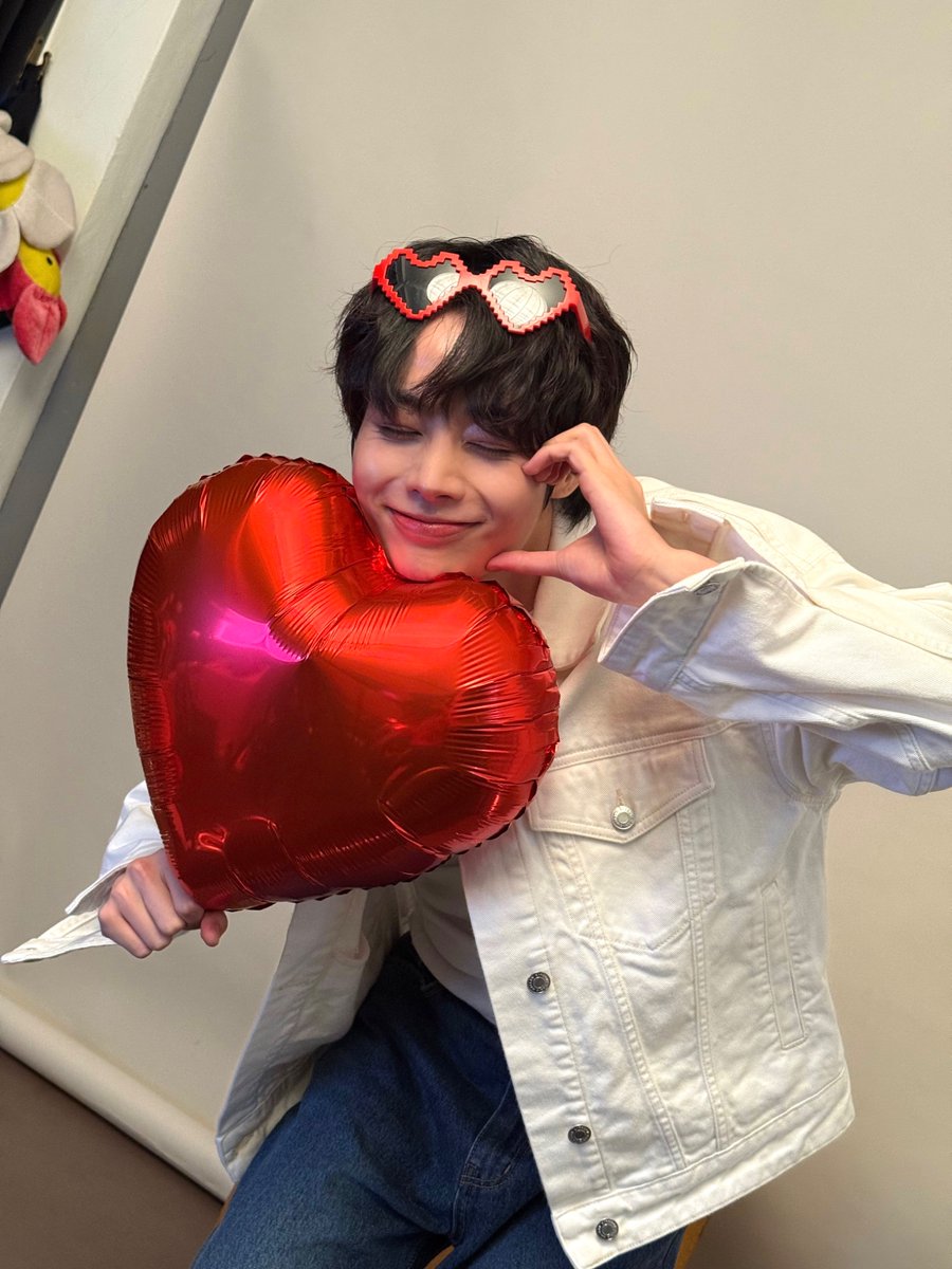 TPST_twt's tweet image. [#한빈] iE들이랑 사랑 가득한 하루 보내야징~ ♡💓