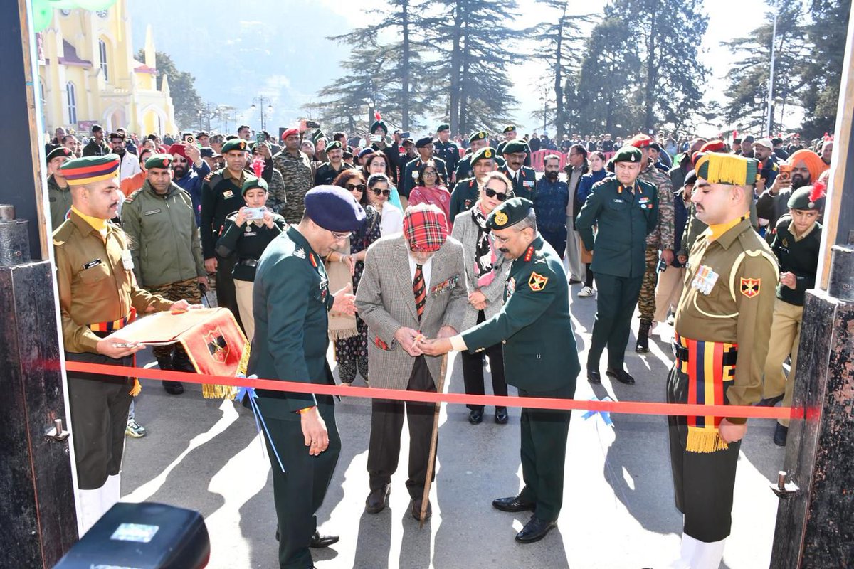 suryacommand's tweet photo. "𝗞𝗻𝗼𝘄 𝗬𝗼𝘂𝗿 𝗔𝗿𝗺𝘆, 𝗙𝗲𝗲𝗹 𝘁𝗵𝗲 𝗣𝗿𝗶𝗱𝗲."

On the occasion of the 78th #ArmyDay, the Indian Army organised a “Know Your Army Mela” at The Ridge, Shimla, through RAGHUPARTAP Battalion of #VCBrigade.

The event showcased an extensive display of infantry weapons and equipment, offering citizens a close look at the Indian Army’s capabilities, operational readiness and unwavering commitment to safeguarding the nation. A stirring performance by the Indian Army Pipe Band added to the atmosphere, drawing wide public appreciation.

Civil dignitaries, school children, NCC cadets, veterans and tourists participated in large numbers, making the mela a vibrant platform for interaction, awareness and pride. A meaningful initiative that brought citizens closer to their protectors and strengthened the spirit of civil–military connect.

#IndianArmy #SuryaCommand #KnowYourArmy #ArmyDay2026 #GoldenKeyDivision #VictoryForCertainBrigade #RAGHUPARTAP

@adgpi
@ProDefLko
@PROdefprayagraj
@PIB_India
@HQ_IDS_India
@PRODefDehradun
@UBArea_IA
