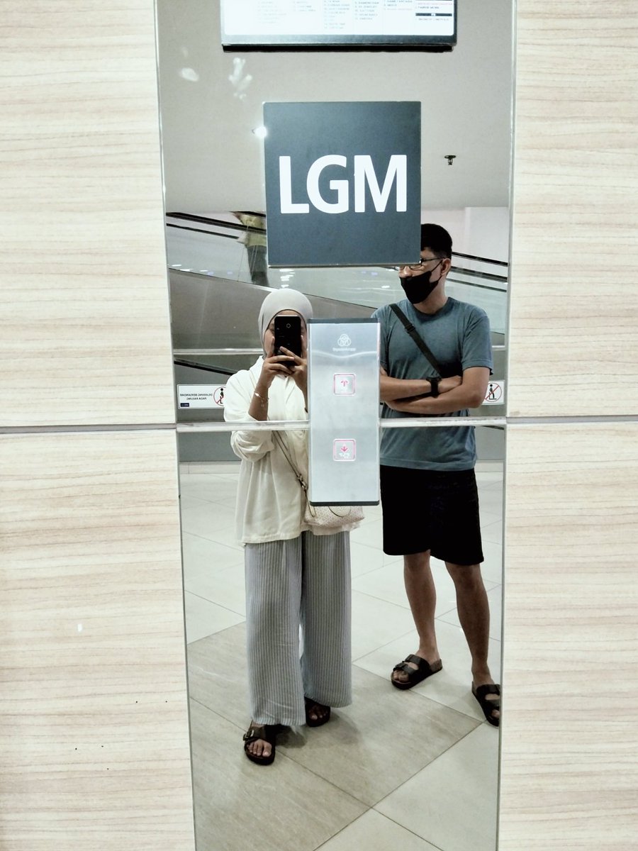 indzz's tweet image. to many more matching awawtidi meski jrg kefoto