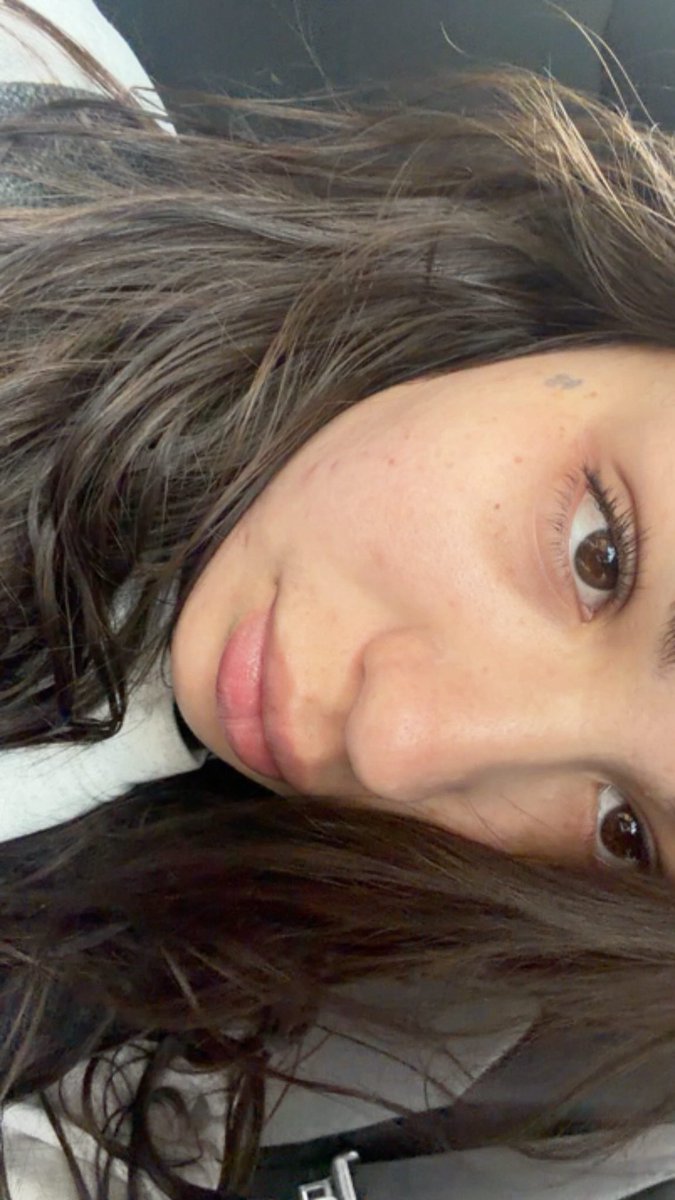 emjaydata's tweet image. EMJAY hace un momento vía canal de difusión de Instagram.