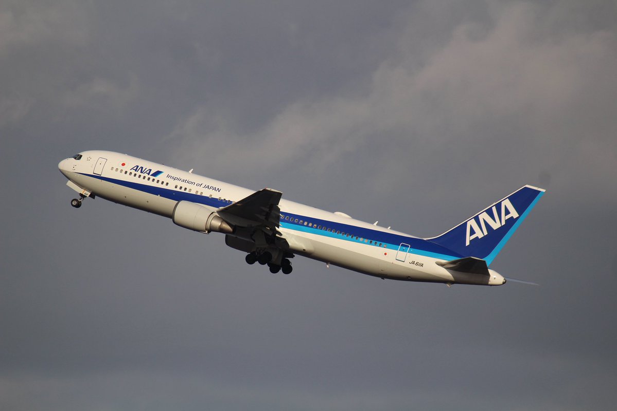 Plane7879's tweet image. 767の離陸がドッカンすぎてクソ笑った瞬間