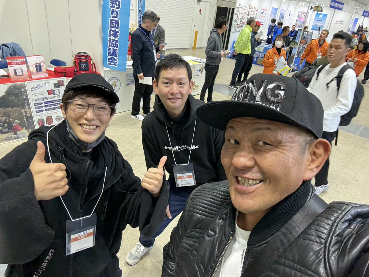 導きにしたがいブラックバスのタックルをしっかり見てました👀鈴木