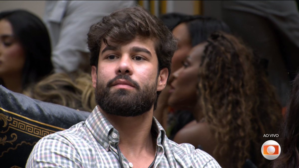 ZAMENZA's tweet image. "Não entendi esses votos todos não." (PA)
"A casa te mandou um recado. Procure entender." (Tadeu) 

O SOCO. #BBB26