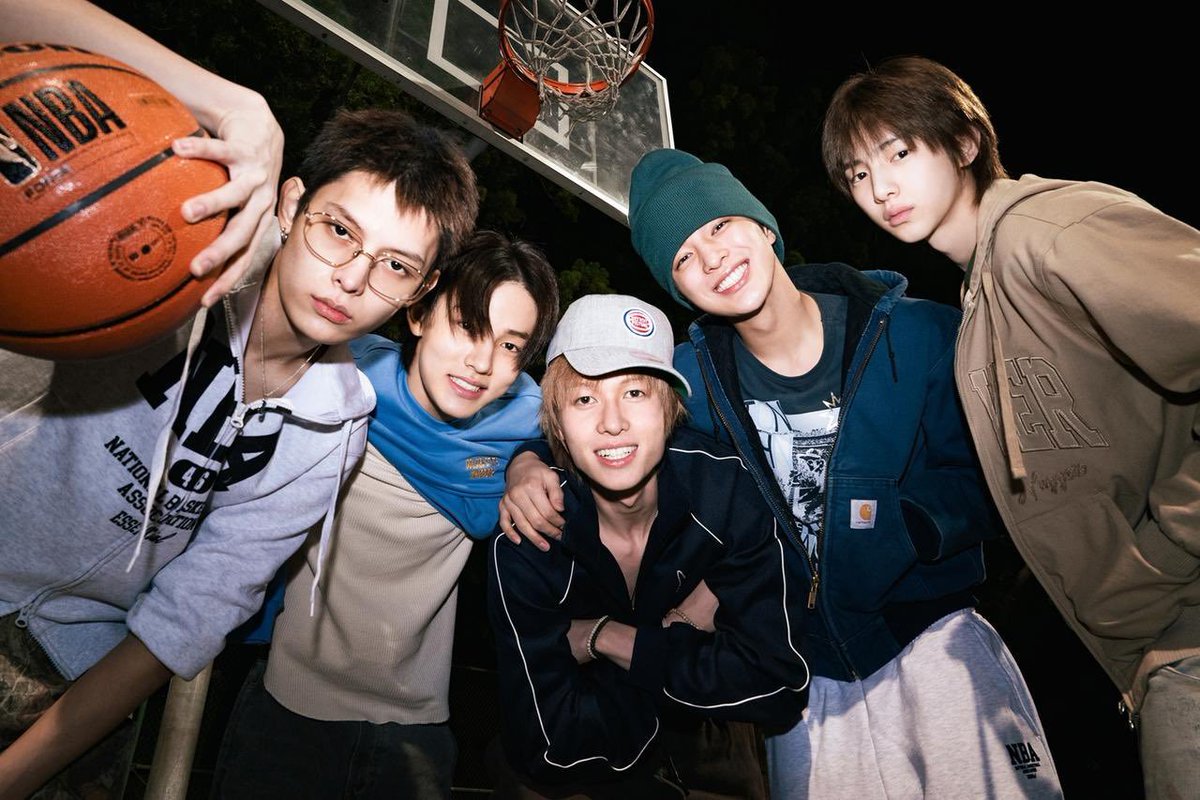 rtdovote's tweet photo. Sponsored RT DEAL | Whosfan - HMA Rookie of the Year
— for #CORTIS

🎁 400 votes

Rules:
- follow @ngecoer
- like &amp; rt this tweet and pin 📌
- drop proofs (min: 200)

No ending time! good luck!! https://t.co/oBSl2cB9MX