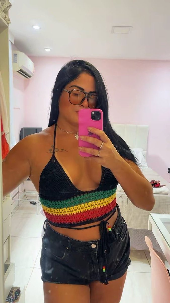 tainaalbuquerq's tweet photo. 🖤💚💛❤️ https://t.co/dMW8rKsHqv