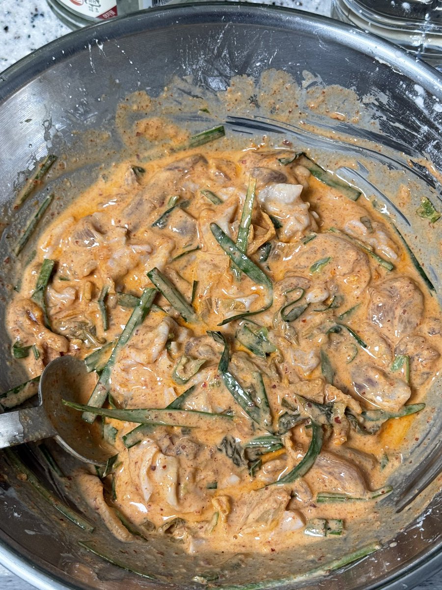 woo_1212's tweet image. 노 밀가루 고추김치닭전 
다이어트 하다가 김치전이 너무 먹고싶을 때 먹는 레시피 👏🏻 
인스타 쿡연주님 레시피 변형버전 
완전 맛있다 ...!!!!