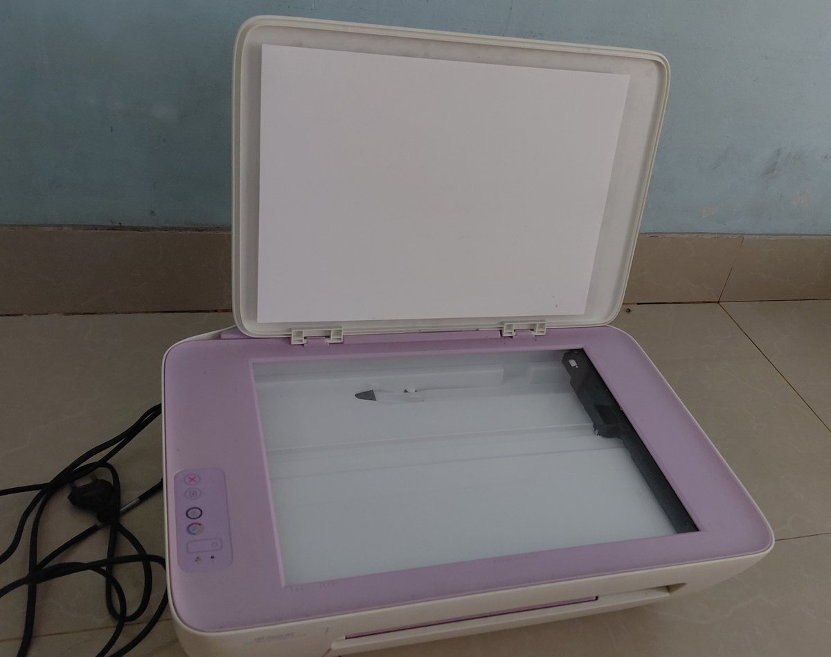 𝗪𝗧𝗦 𝗣𝗿𝗶𝗻𝘁𝗲𝗿 

𝗣𝗿𝗶𝗻𝘁𝗲𝗿 hp deskjet 2335
Masih mulus, jarang kepake
Kelengkapan dus 

Fee 1.1 nego 
Lokasi jakarta timur