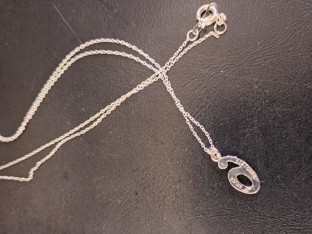 届きました 可愛いです。ありがとうございます。 やっぱり6だよねと60