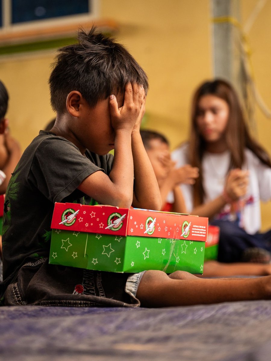 The moments before wonder turns into joy. ✨

Join us in praying for every child opening a shoebox, that the love inside would shine the light of the Lord into their hearts. 💛 

Pray with us: bit.ly/4sELrDA