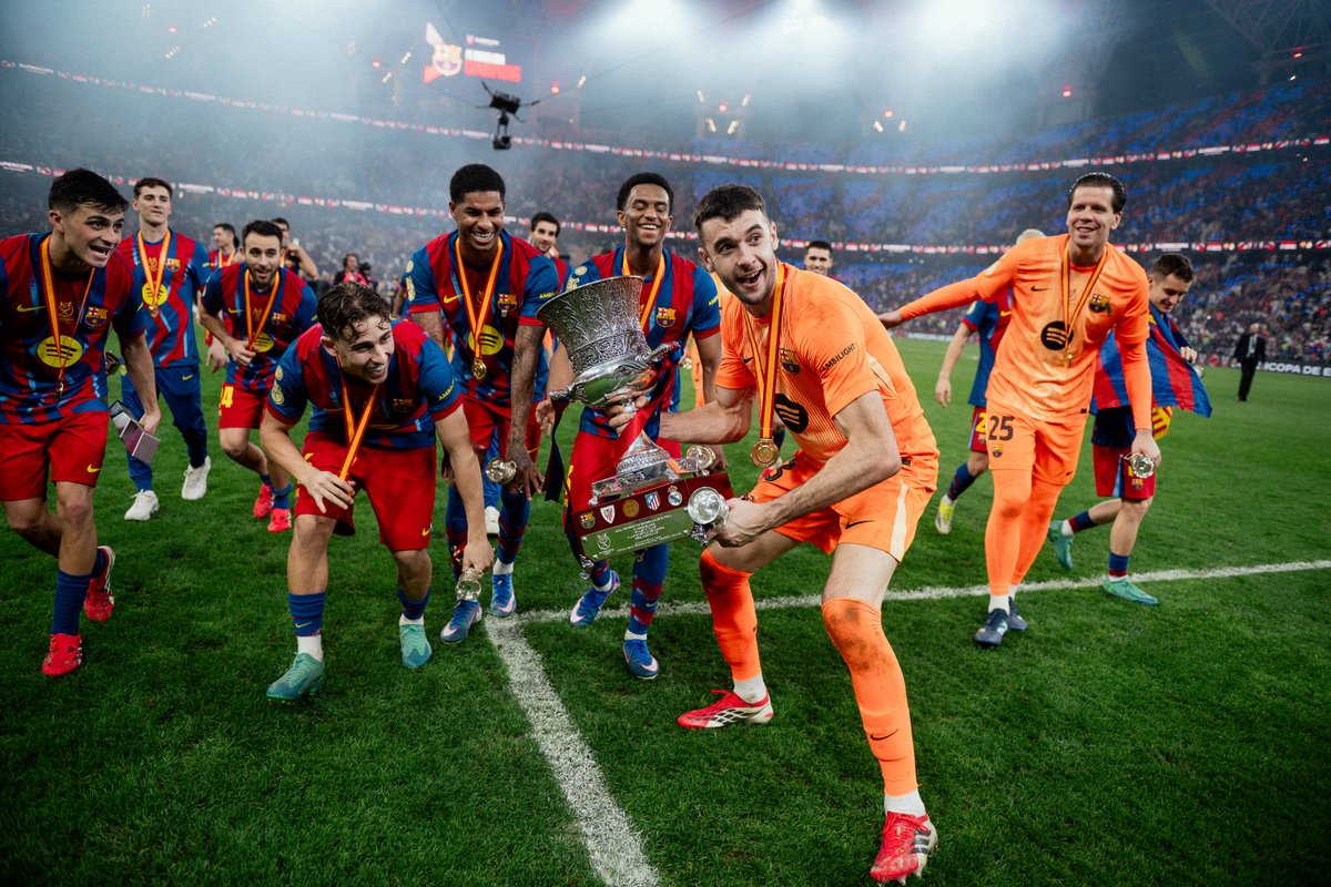 FCBarcelona's tweet image. The entire sequence 📸