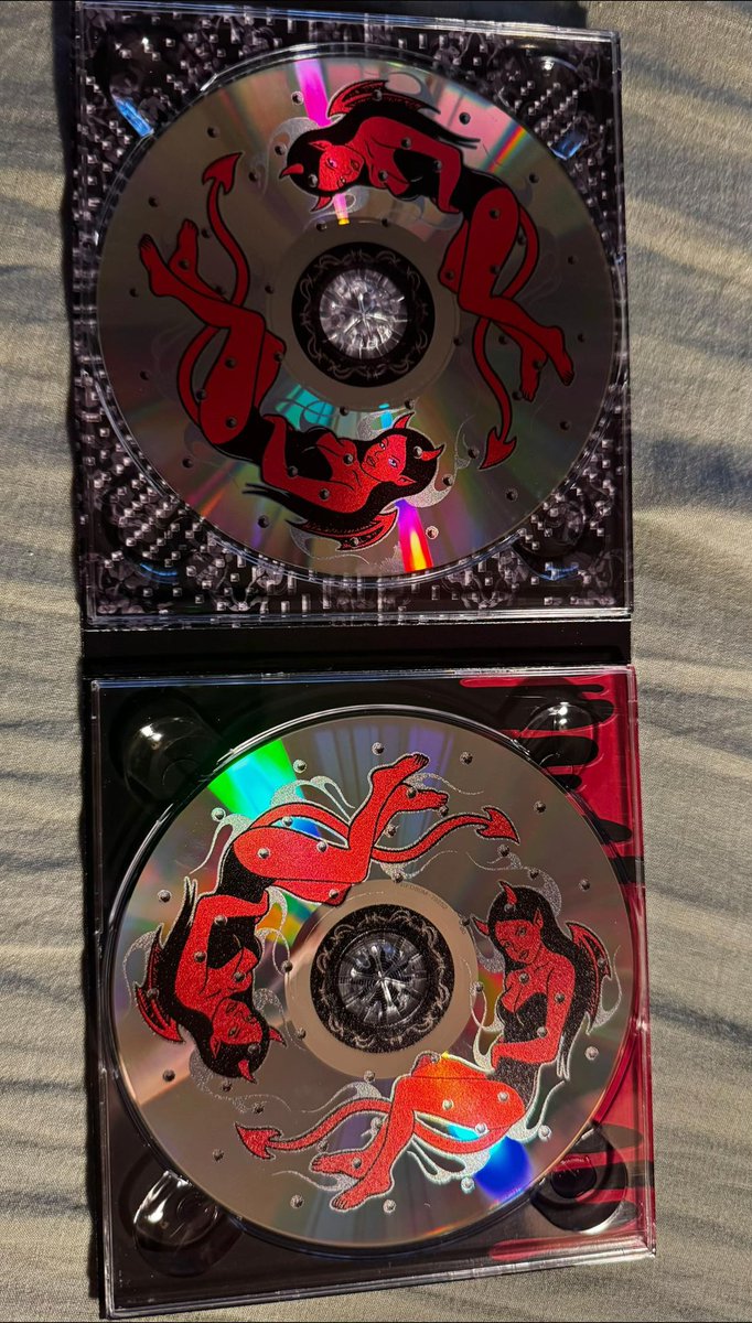 Che Archive tweet media