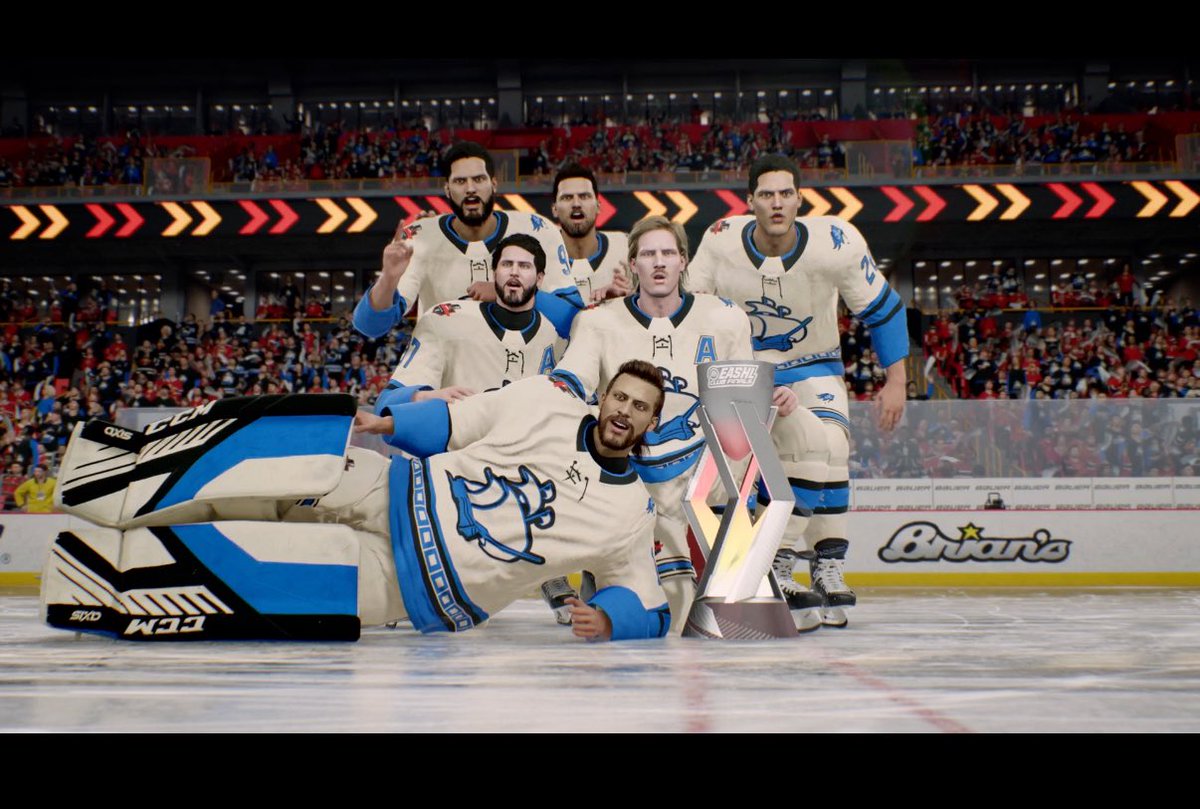 HogslapperEASHL's tweet image. CHAMPS ARE HEREEEE #HogsAreHot