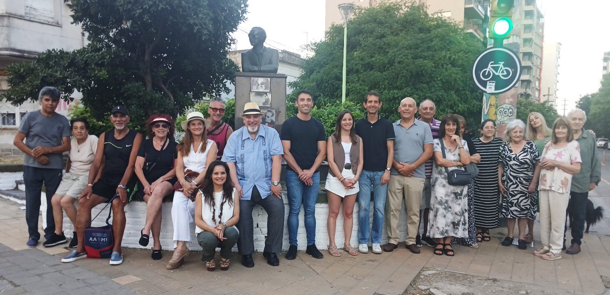Carlos Di Sarli, un genio, hijo de italianos, una parte muy importante de la Italia en la Historia del Tango🇮🇹🇦🇷💃. Recordamos ayer el Maestro Di Sarli en su Bahía Blanca, gracias <a href="/JALVALLE/">José Valle</a> , <a href="/GABYLOOKTANGO/">GABRIELA BIONDO</a> <a href="/italianomatias/">Matias Italiano</a> y <a href="/kari_sanchez88/">karina sanchez</a> <a href="/MunicipioBahia/">Municipio Bahía Blanca</a>.