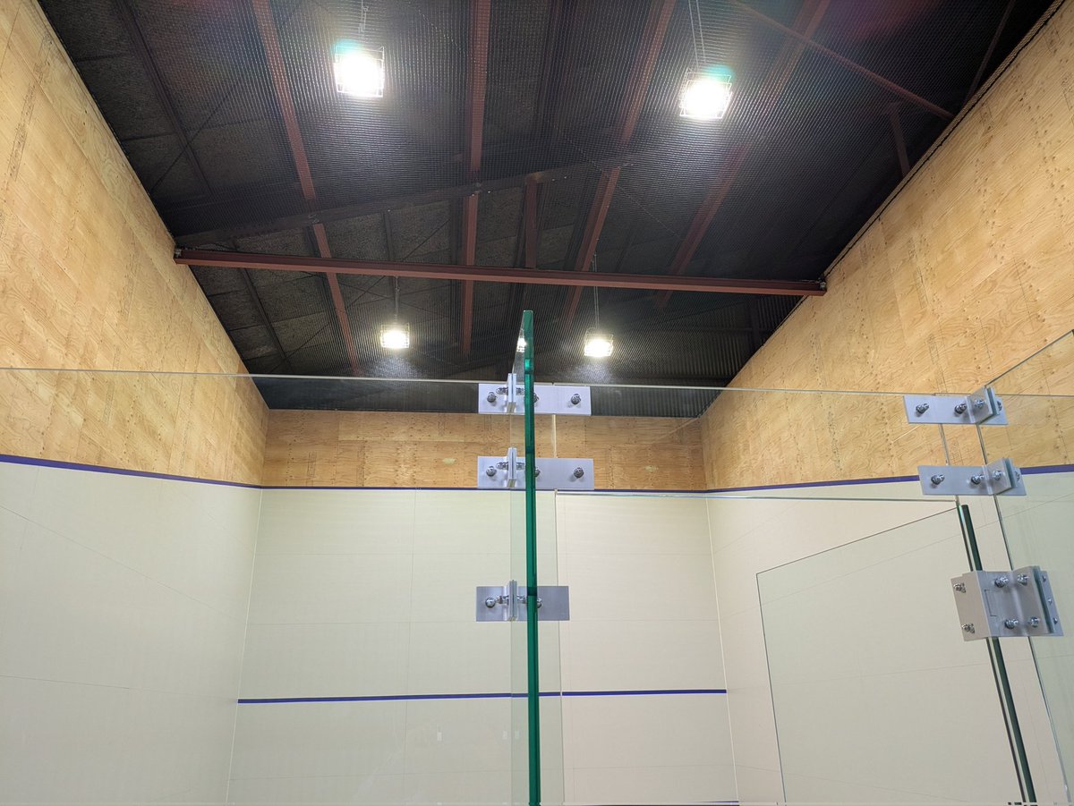SQASSIST's tweet photo. 三連休最終日！
ちょっとカラダを動かしたい！スポーツ��たい方！何か新しいことにチャレンジしたい方！
スカッシュやってみませんか？
体験会開催！当日参加もＯＫ！
https://t.co/1gMKQsFVQ2
 #スカッシュ  #スポーツ
  #徳島  #NFL末広体育館 https://t.co/6fZYKkK54c