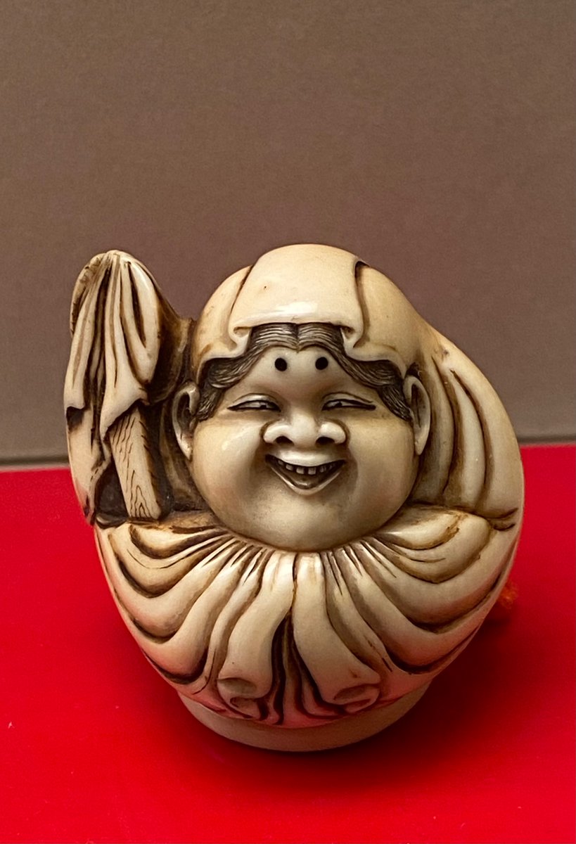 根付を世界に広めよう♪】 正虎作【女達磨】 ダルマを女性にした根付