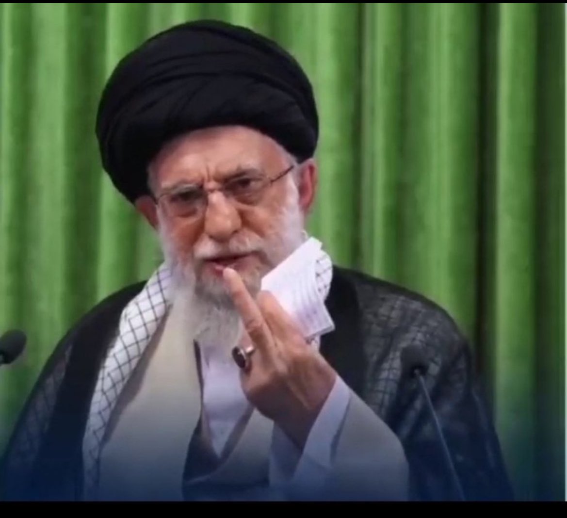 call_me_Sy_'s tweet image. 