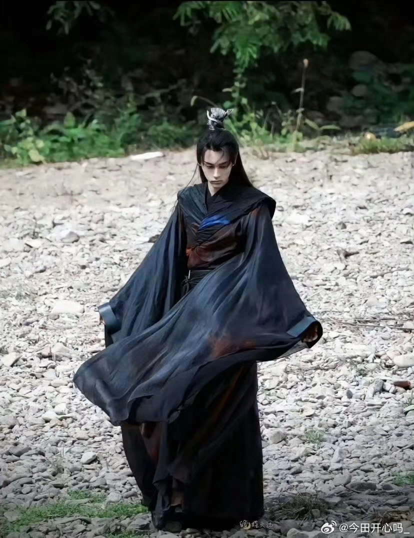 Tau_Vir_'s tweet image. 고장극 한번도 본적 없는데 이 사진을 보니 왜보는지 좀 알것 같기도