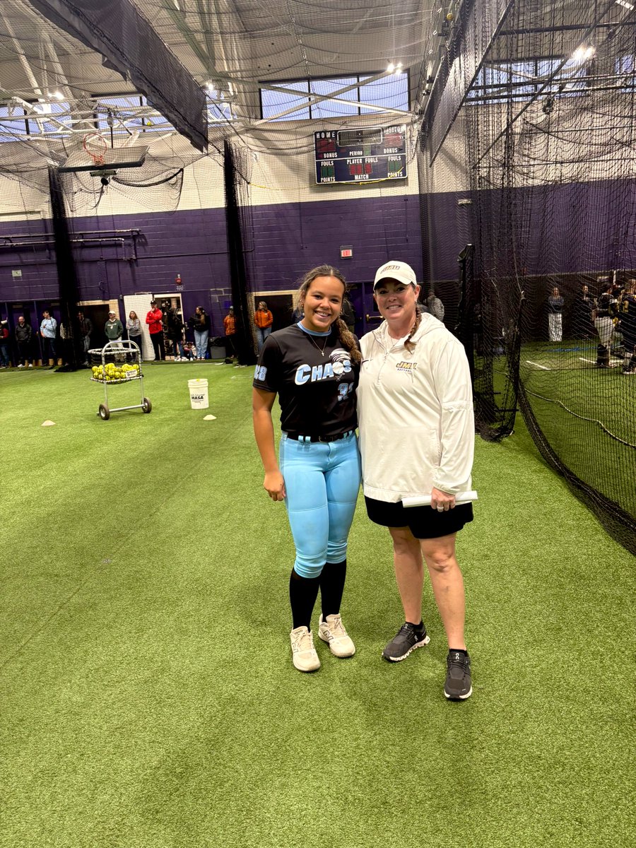 Kayleelagarelli's tweet photo. Thank you @JMUSoftball for a great camp! I loved the inspirational talks and I took away a lot from them. #GoDukes https://t.co/4PFzBS9xAu