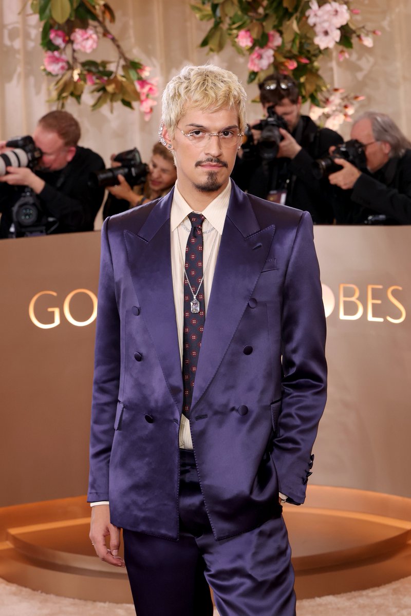 MY MAN MY MAN MY MAN MY BABY MY BABY

📍 <a href="/omarapollo/">Omar Apollo</a> at the #GoldenGlobes