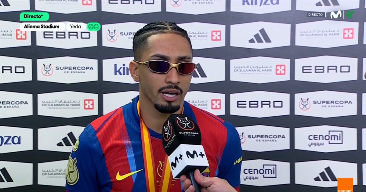 رافينيا:

" أقول دائمًا إن فليك هو الشخص الذي غيّر كل شيء حيث كنتُ على وشك مغادرة النادي، فقال لي إنه يريدني أن أكون جزءًا منه، وأنني سأكون مهمًا هذا ما يحتاجه اللاعب والإنسان، الثقة."