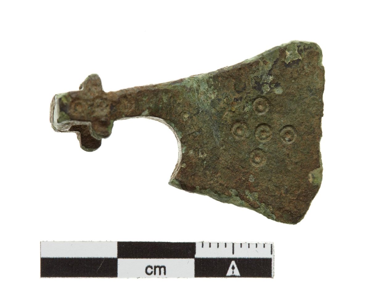 Sagnamadr's tweet image. Axe amulets from Skærvad and Bornholm, Denmark.
