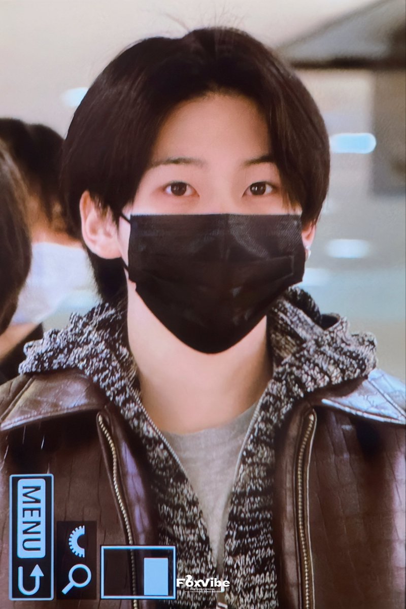 260112 SIN

#계훈 #Kyehoon #킥플립 #KickFlip