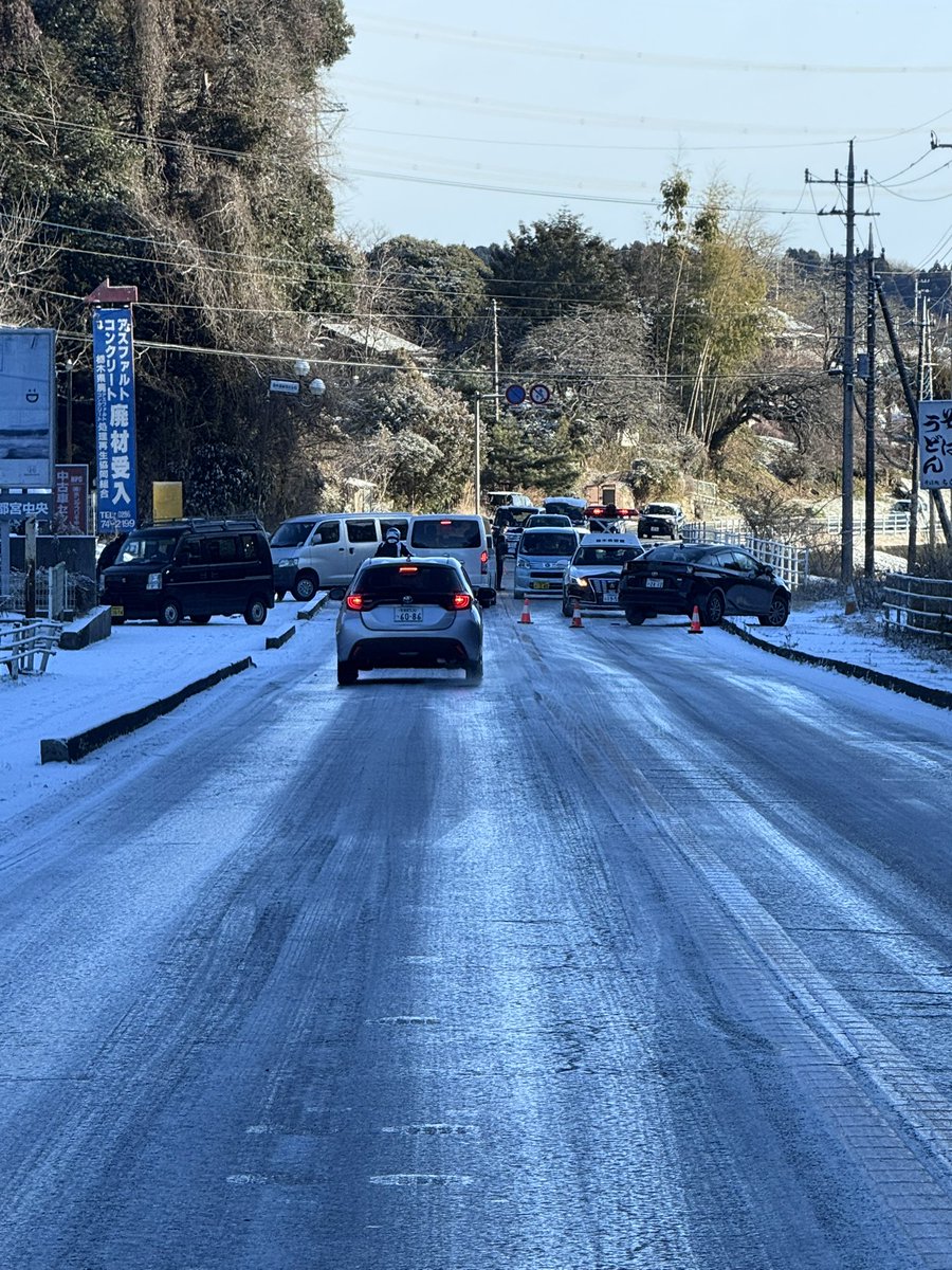 日光サーキット入り口路面死んでるから気をつけてー😭😭😭