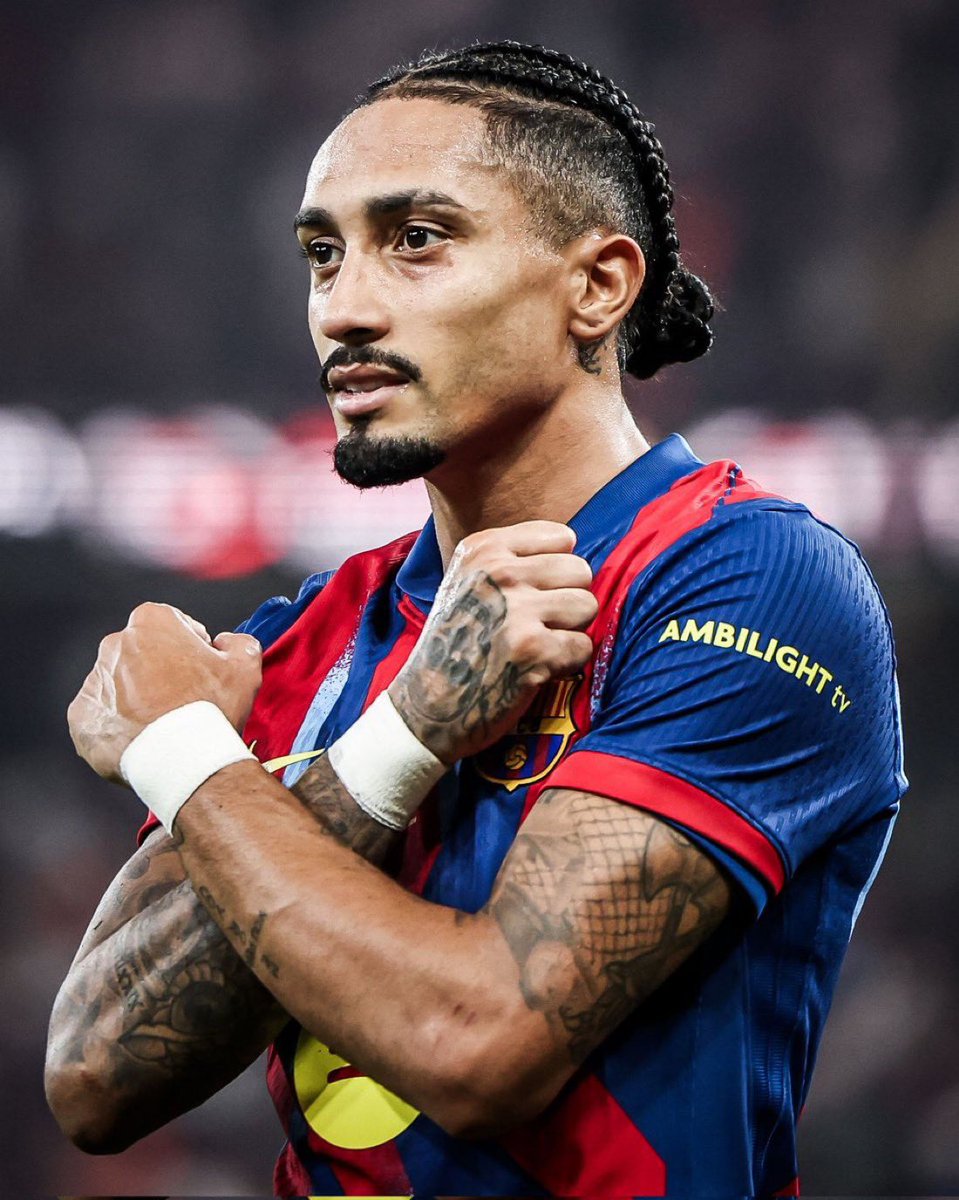 No, Raphinha dey ball After not being able to even get close to all of the awards he deserved,he doesn’t let all that distract him and still continues to deliver more than what's expected.Truly, class is permanent.Big ups to him💪🫡💙❤️<a href="/FCBarcelona/">FC Barcelona</a> @RaphinhaaV1