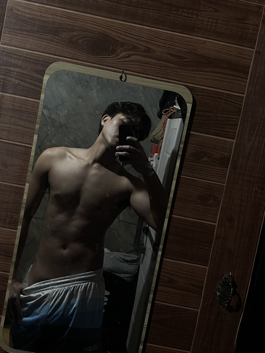 leg_ion123's tweet photo. Monday laay 🍆💦 https://t.co/NMdZbWKLJh