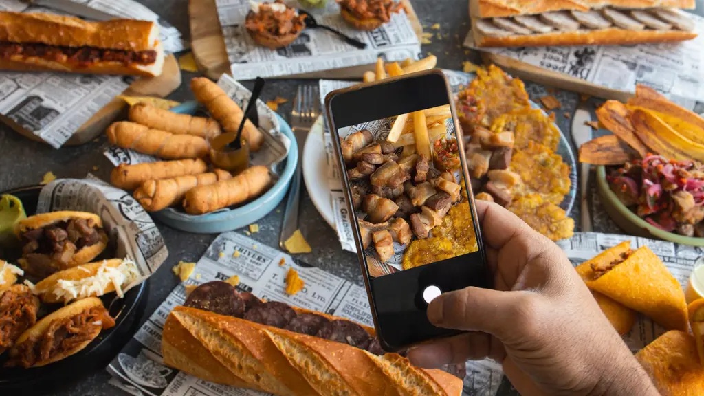 FoodInstitute's tweet image. #TikTok is now the world’s most powerful food R&amp;amp;D lab, turning viral trends into new menu items and CPG launches at lightning speed. The brands that win? The ones who move fast from digital hype to real-world innovation.

Article: foodinstitute.com/focus/tiktok-i…

#foodbusiness #foodnews