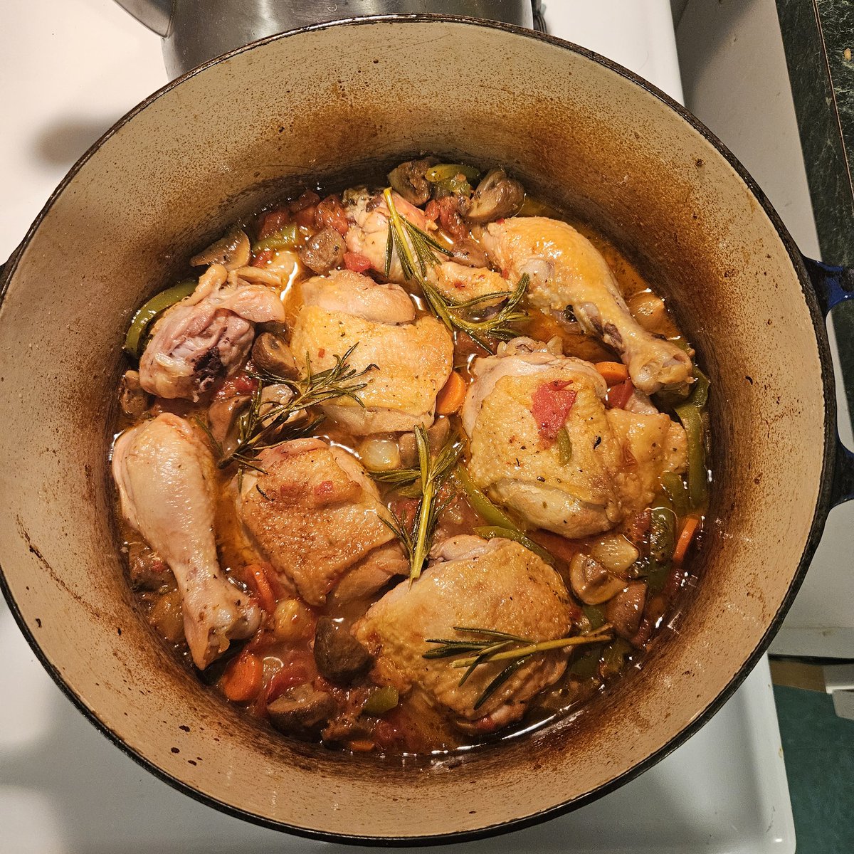 johnosisto's tweet photo. A good Chicken Cacciatore is a wonderful comfort meal. https://t.co/Q01Uaaq2go
