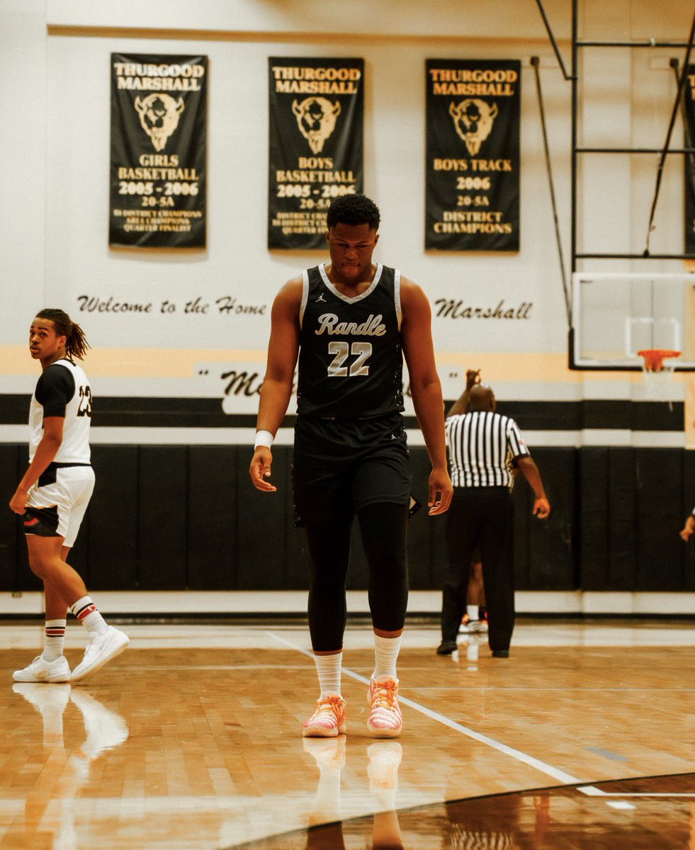 sheldoncobbin_ tweet media