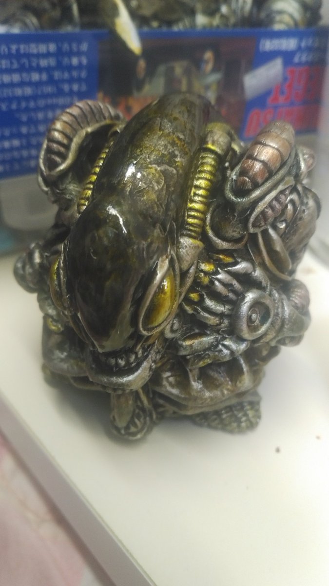 エイリアンギーガー風デザインオブジェ ギーガー風 #エイリアン #粘土 #オブジェ #アート ギーガー風エイリアン