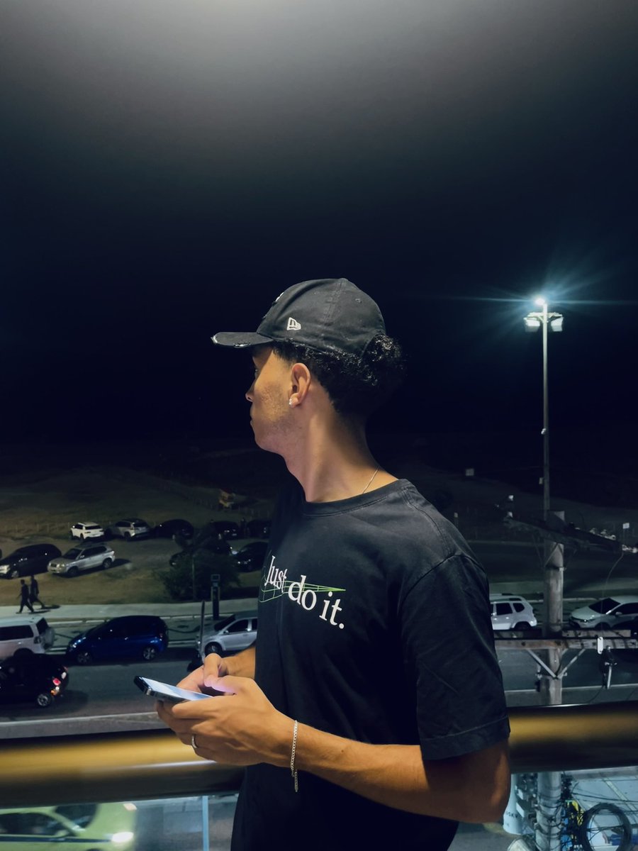 bhbernard0's tweet photo. 🌊 https://t.co/3cAVGDGL2T