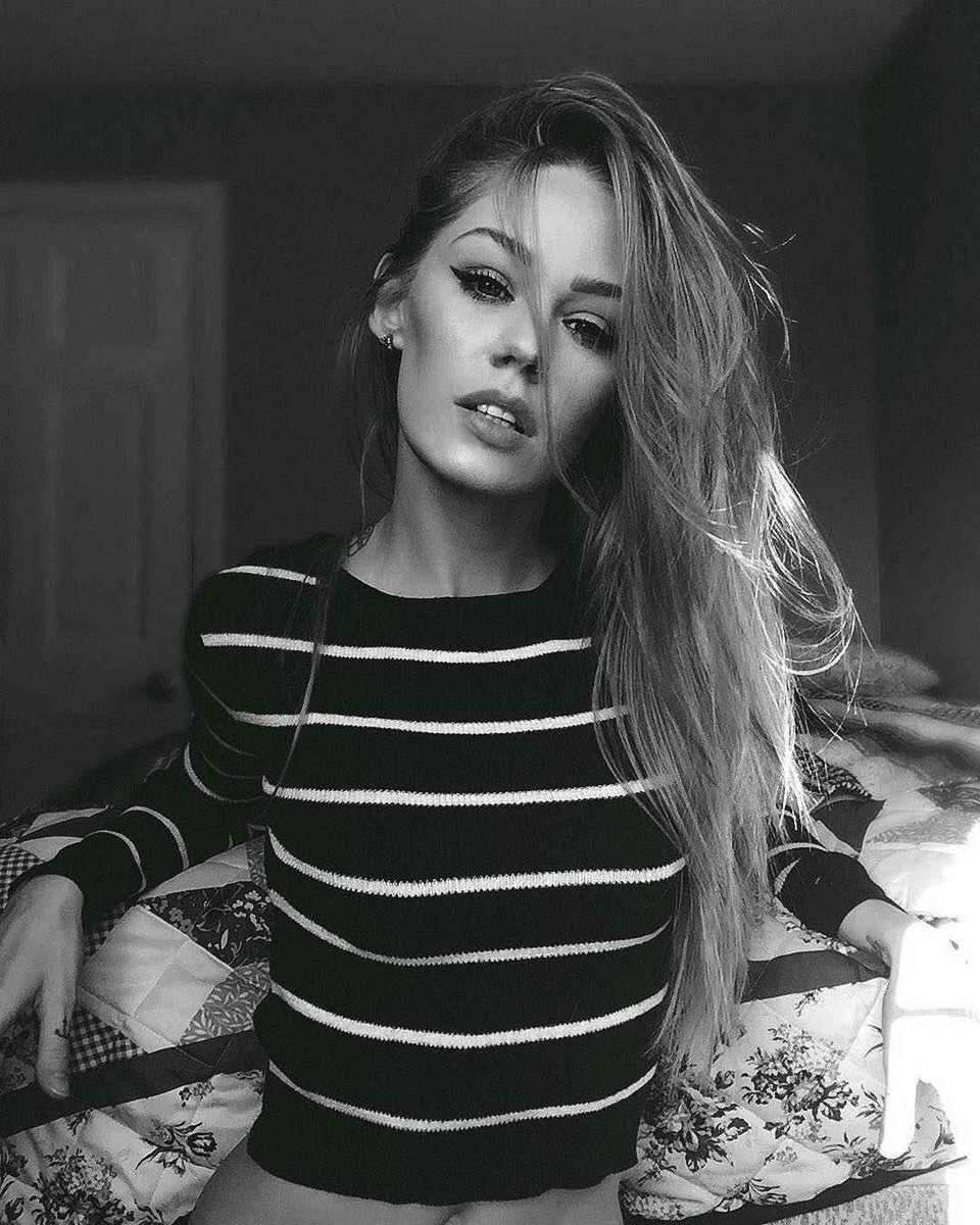 nevershownfear's tweet photo. original character using tattoo model lisa marie for the faceclaim. younger sister to randy orton and is a model, not a wrestler!

(@anortondynasty.) https://t.co/ZRWRNeXEsl