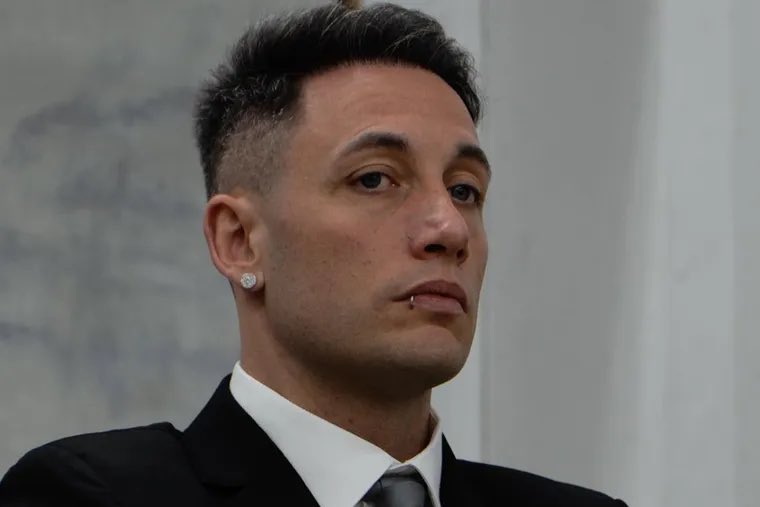 🧠 Estos son los 100 países con más alto IQ del mundo:

1.: 🇨🇳 China — 107.2
2.: 🇰🇷 Corea del Sur — 106.4
3.: 🇯🇵 Japón — 106.4
4.: 🇮🇷 Irán — 106.3
5.: 🇸🇬 Singapur — 105.1
6.: 🇷🇺 Rusia — 103.2
7.: 🇲🇳 Mongolia — 102.9
8.: 🇦🇲 Armenia — 102.6
9.: 🇦🇺 Australia — 102.6
10.: 🇪🇸