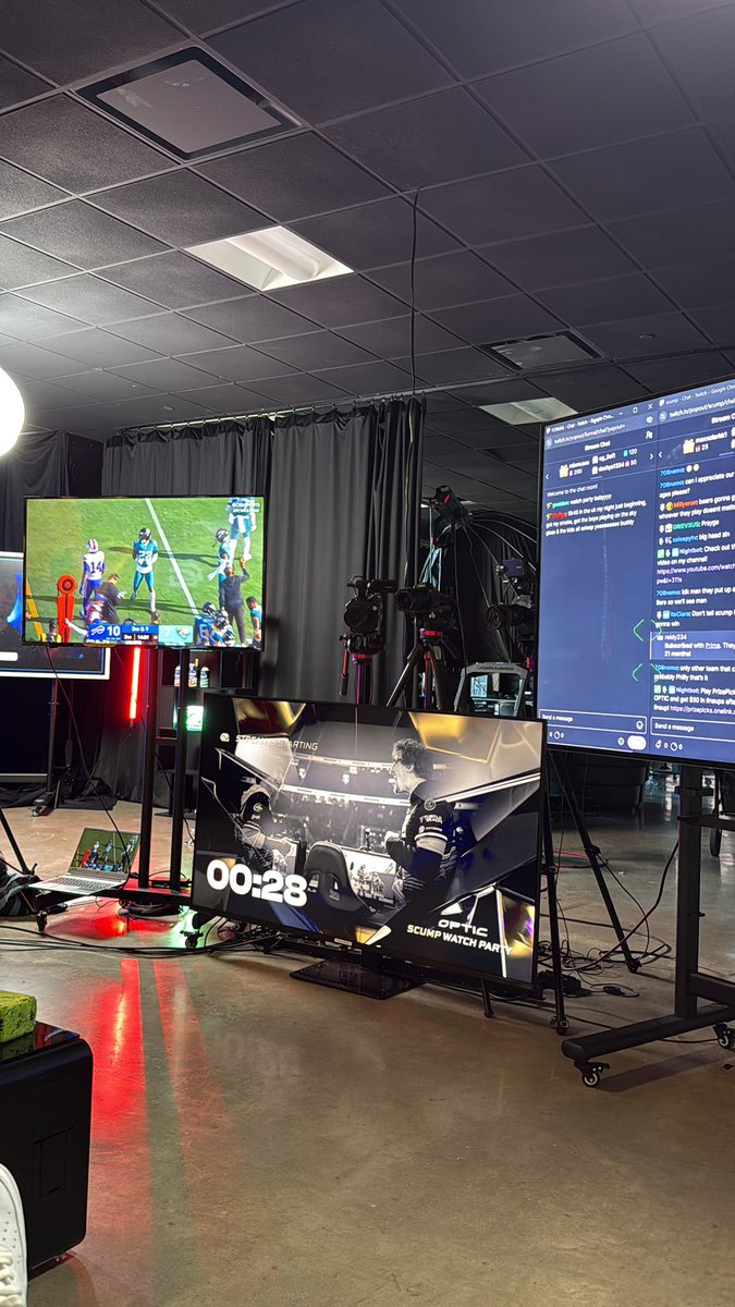 BoZe's tweet image. WATCH PARTY IS LIVE 🚦

TWITCH: MBoZe

YouTube: BoZe