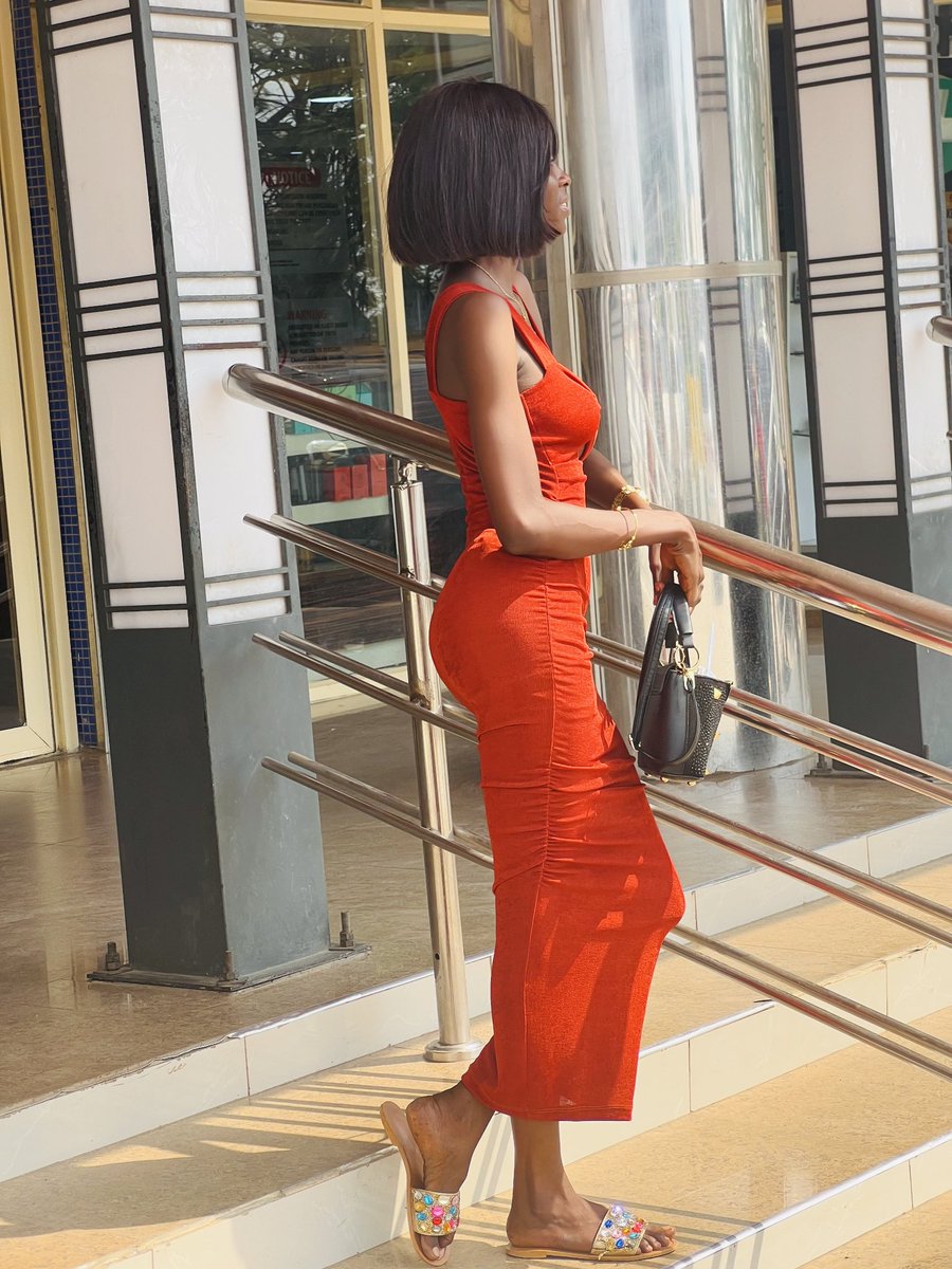 Sarah Agbontaen tweet media