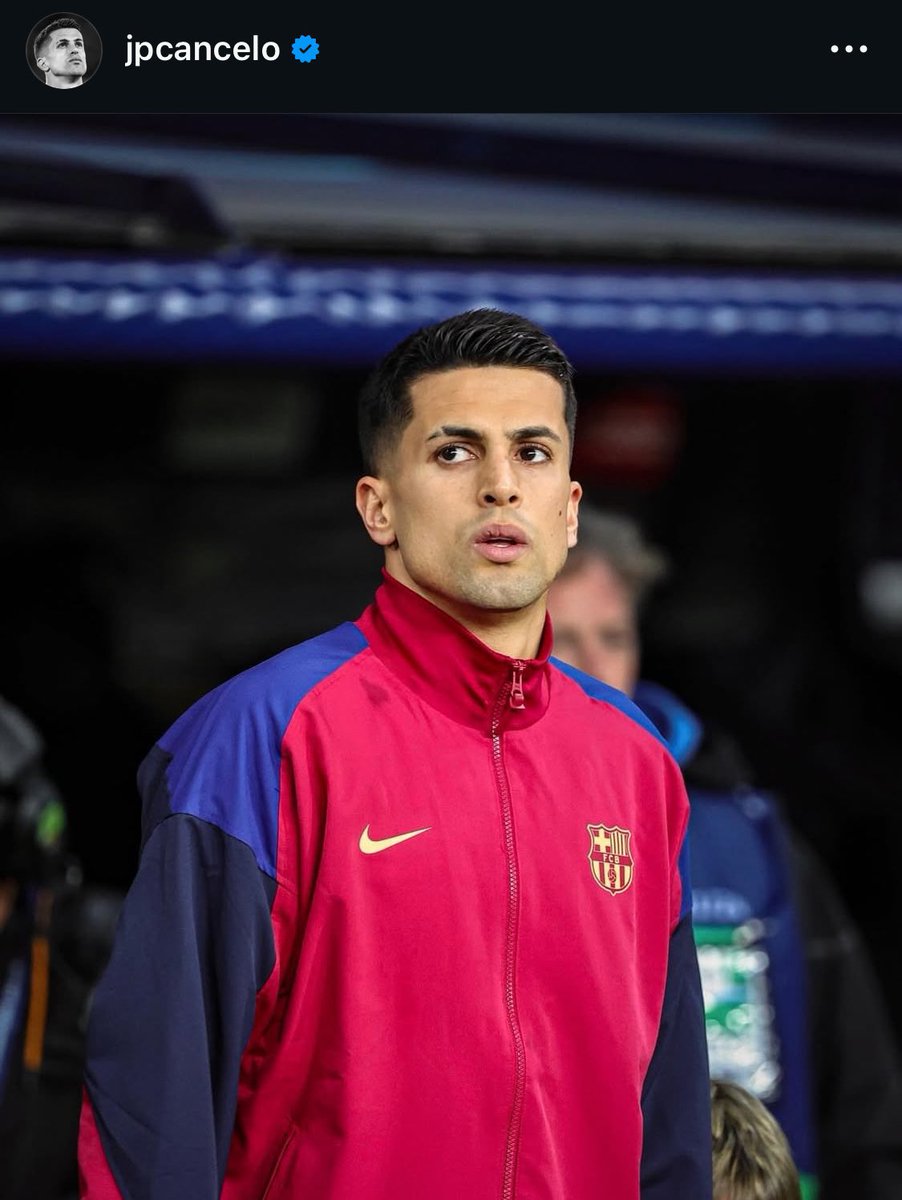 momo_sow0's tweet image. Poto stp fais tes bagages et rejoins nous vite stp c’est une urgence 🚨