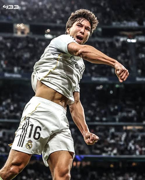 Touch_LineTalks's tweet image. Wonder boy 💥⚡️