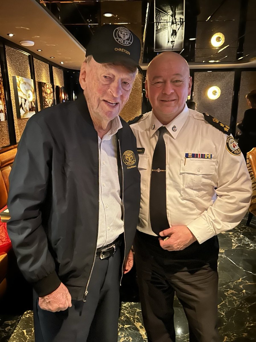 TPSMyronDemkiw's tweet image. Wishing former Prime Minister Jean Chrétien a very happy 92nd birthday!  Thank you for your decades of leadership and commitment to public service to Canada.